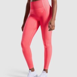 Gym Shark - Ultra Seamless Leggings - Neon Pink